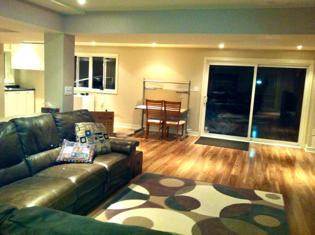 Large & Bright basement apartment  in Long Term Rentals in Markham / York Region - Image 4