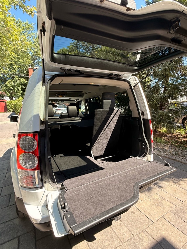 Land Rover LR4 HSE Luxury V8 2011 — État excep — photo 5