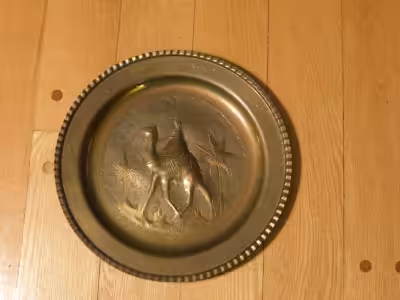 Plaque décorative métallique Dimension de 12 pouces de diamètre ou 31 centimètres de diamètre Motifs...