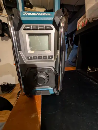 Radio stéréo de chantier Makita, View more