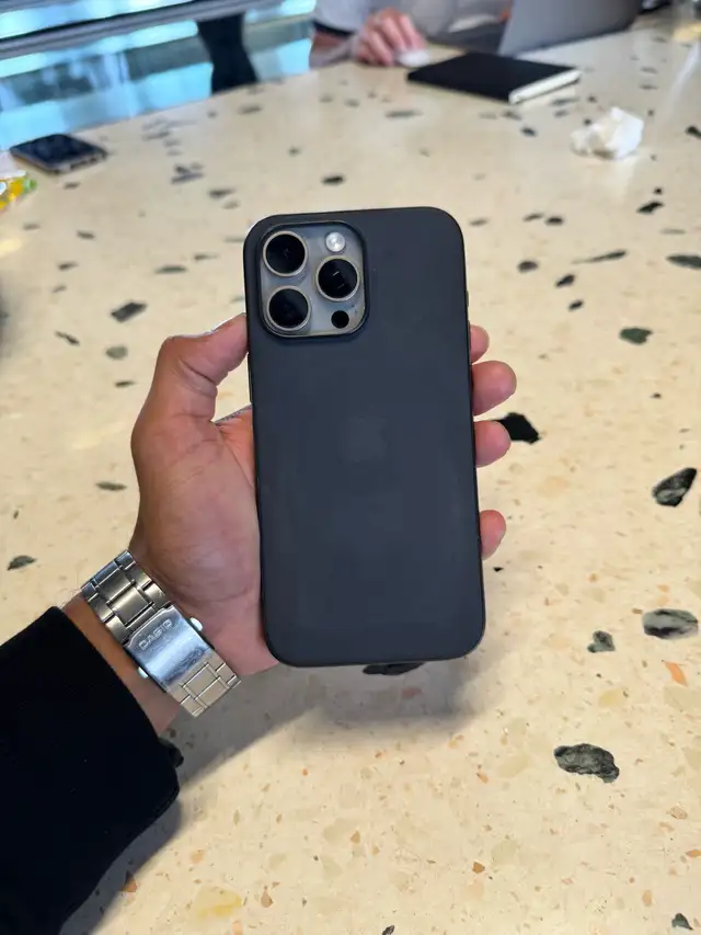 Iphone 16 Pro Max63616719475585121
