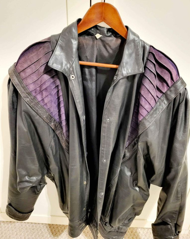 Women's Vintage Jacket &amp; Skirt Black Purple Leather Suede XL in Women's - Tops & Outerwear in Markham / York Region - Image 2