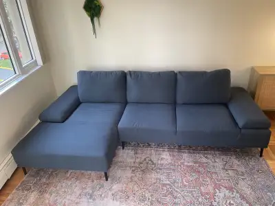 Selling our amazing couch because we are moving. Purchased from Structube about 2 years ago. ** Pick...