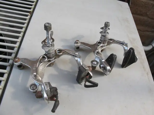 Racing road bike Aero Drop handlebar + brakes Alps Japan C-Star in Frames & Parts in City of Toronto - Image 9