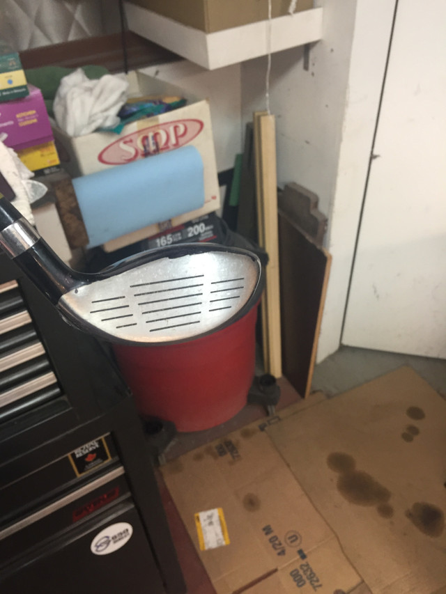 Left Hand Senior Flex Metal/Fairway Wood in Golf in Edmonton - Image 2