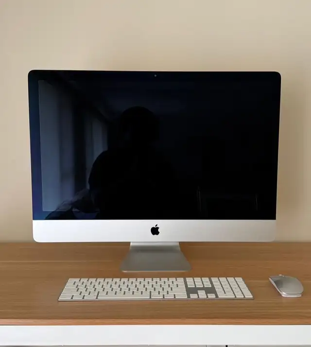 27-inch iMac 5K Retina Display Intel core i5/32GB RAM/512GB62863738487553122