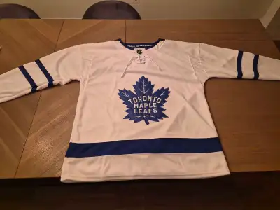 Toronto maple leafs jersey, View more