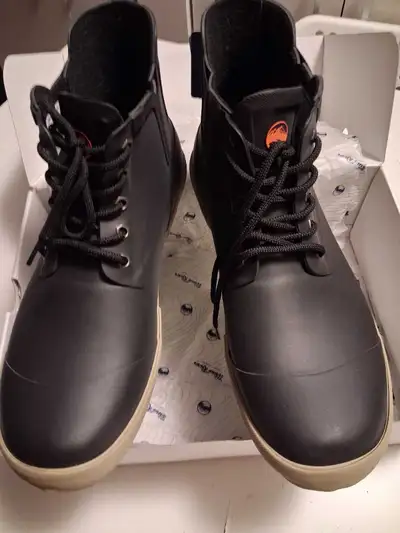 New Wind River Black Waterproof Boots, View more