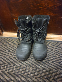 Size 3 winter boots