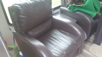2 RV,TV ROOM OR APARTMENT SIZE SWIVEL ROCKER CHAIRS