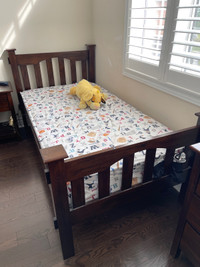 Pottery barn single bed for kids 