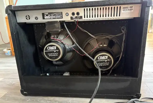 CRATE AMP in Amps & Pedals in Cole Harbour - Image 3