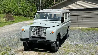 Classic Style Land Rover, Model 2A 109, year is approx 1963, considered an early 2A. TOD available....