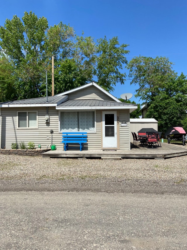 Cabin for sale Houses for Sale Moose Jaw Kijiji
