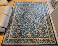 Turkish Carpet/Area Rug. Size 7.10x9.8