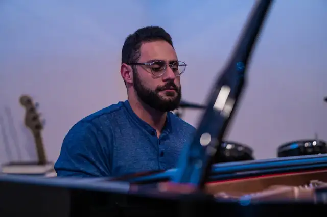 Piano Lessons517158979576145921