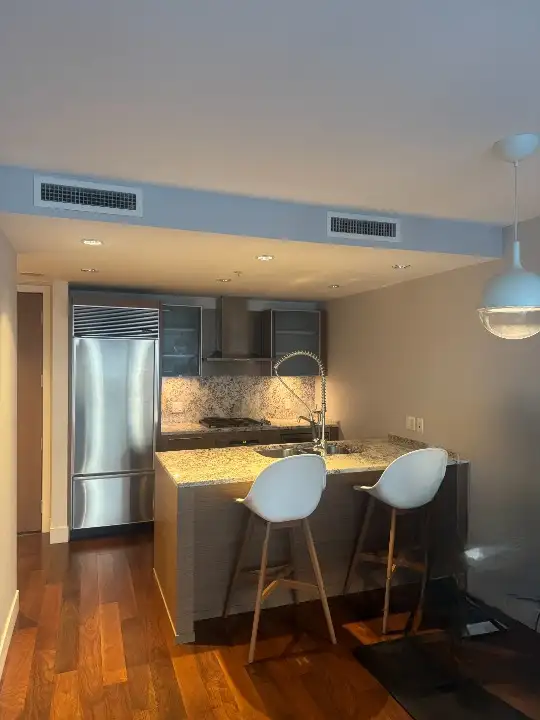 Luxury Downtown Living at Park Hyatt – North-Facing 1 Bedroom in Long Term Rentals in Vancouver - Image 7