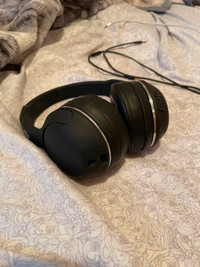 SkullCandy Hesh 2 Wireless headphones