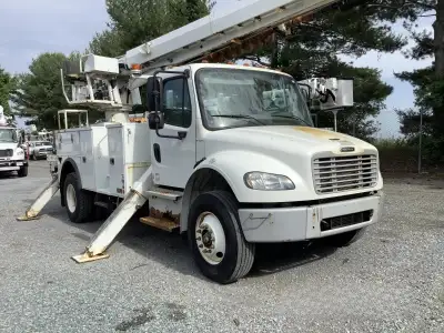 2018 Freightliner Altec DC47-TR Digger Derrick 2018 Freightliner M2 6.7L Diesel Automatic 33,000 mil...