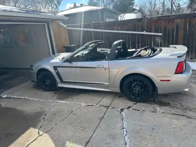 1999 Mustang convertible, 35th anniversary special edition, 4.6, 5 speed, very good condition,2 owne...
