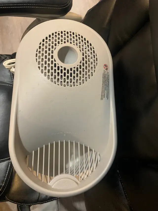 Honeywell humidifier in Heaters, Humidifiers & Dehumidifiers in Kitchener / Waterloo - Image 4