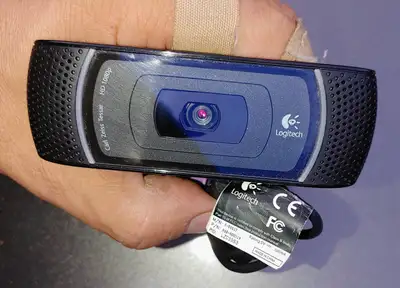 Logitech C910 Carl Zeiss Tesssar 1080p HD Webcam V-U0017, View more