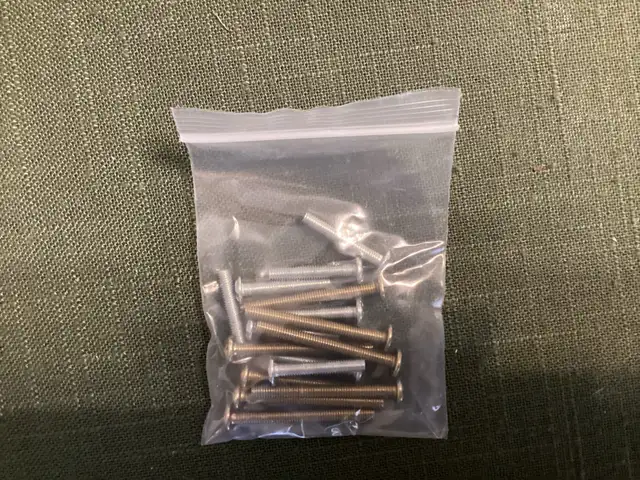 Cabinet pulls brass in Hardware, Nails & Screws in Peterborough - Image 3