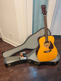 Yamaha Eterna Acoustic Guitar
