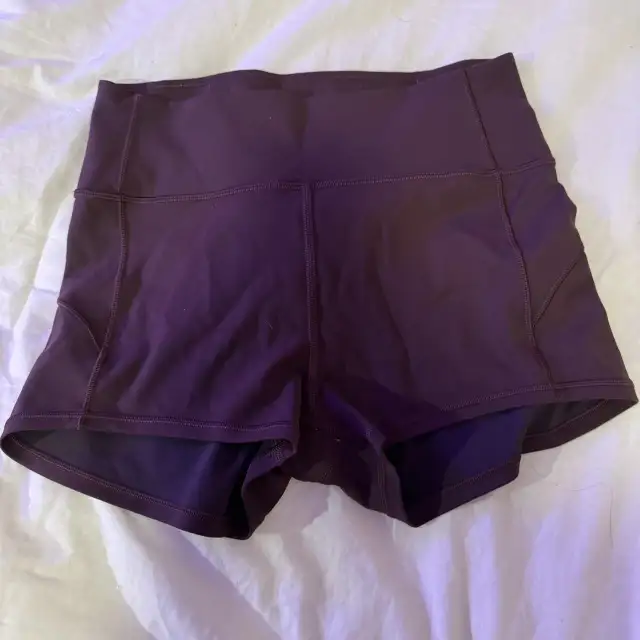 lululemon women's purple spandex shorts size 4 in Women's - Bottoms in City of Toronto - Image 2