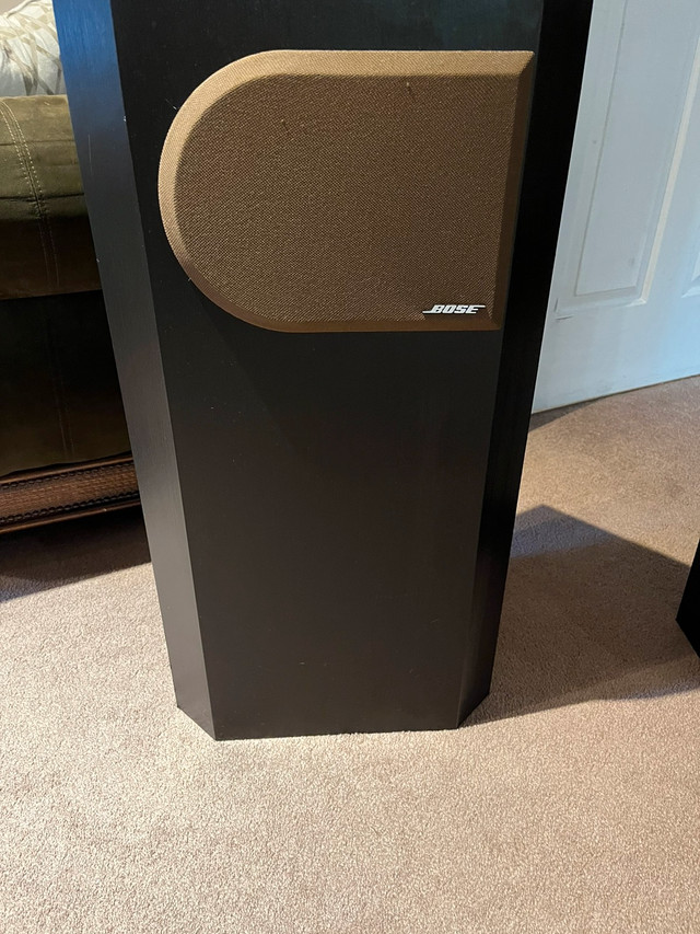Bose Speaker Towers x2 Speakers Ottawa Kijiji