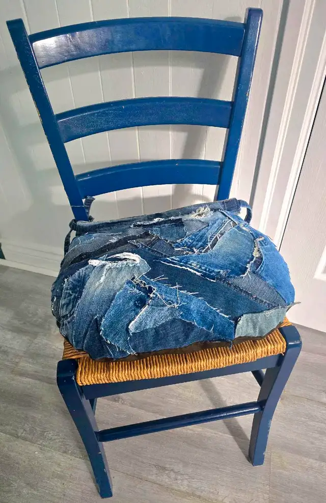 Custom Denim Chair Cushions in Dining Tables & Sets in Kingston - Image 2