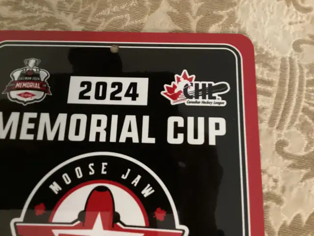 Moose Jaw Warriors Memorial Cup sign. in Arts & Collectibles in Moose Jaw - Image 4