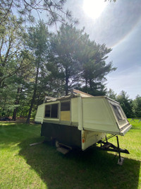 Apache Mesa camper trailer