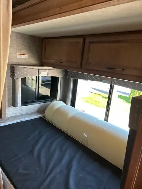 Motorisé Mercedes-Benz 2020 / Thor Quantum 26 pieds Classe C in RVs & Motorhomes in Lanaudière - Image 11