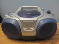 Portable/Wired Radio CD player