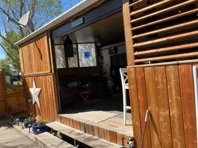 RV & Lot for Sale at Oasis Grove RV and Golf Resort Society – $110,000 Live the ultimate resort life...