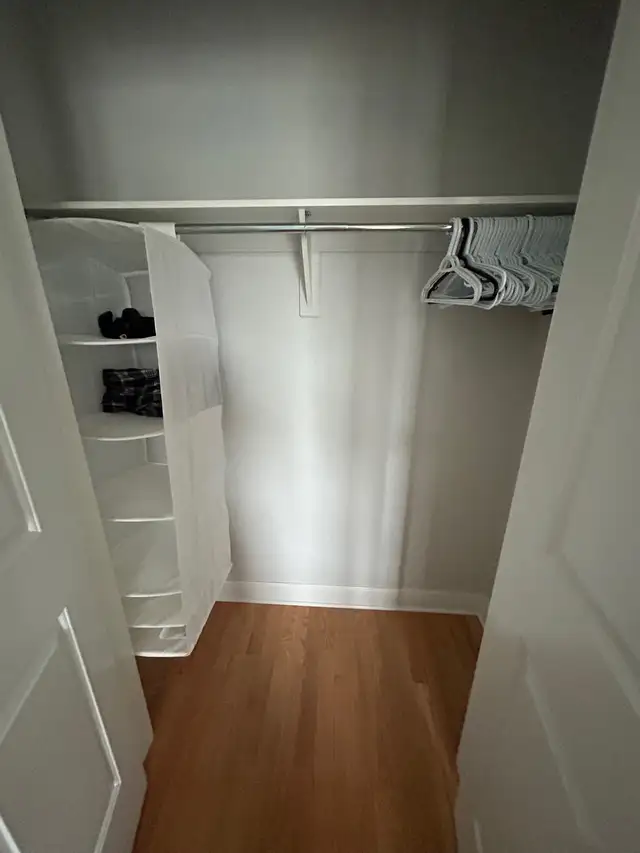 month to month- room for rent- Stonebridge Barrhaven  in Room Rentals & Roommates in Ottawa - Image 3