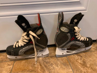Easton Mens size 6.5 or 40 skates