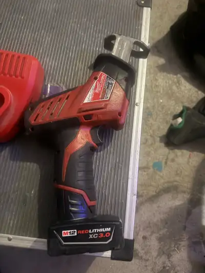 Milwaukee 12v lithium ion hackzall reciprocating saw - price is for saw only - Milwaukee M2 XC high...