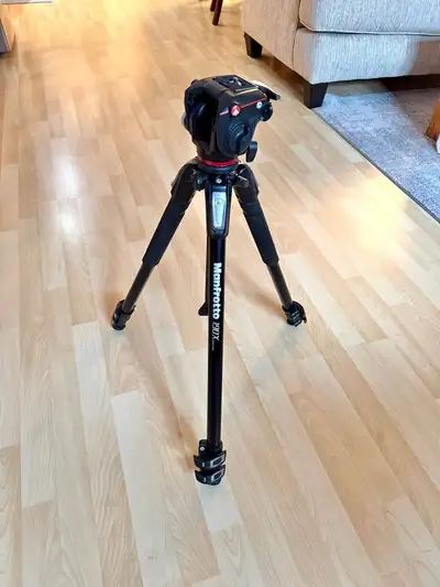 Manfrotto 190X Tripod Kit with MHXPRO-2W Fluid Video Head., View more
