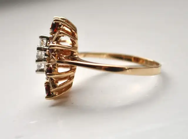14K GOLD DIAMOND RING in Jewellery & Watches in Ottawa - Image 4