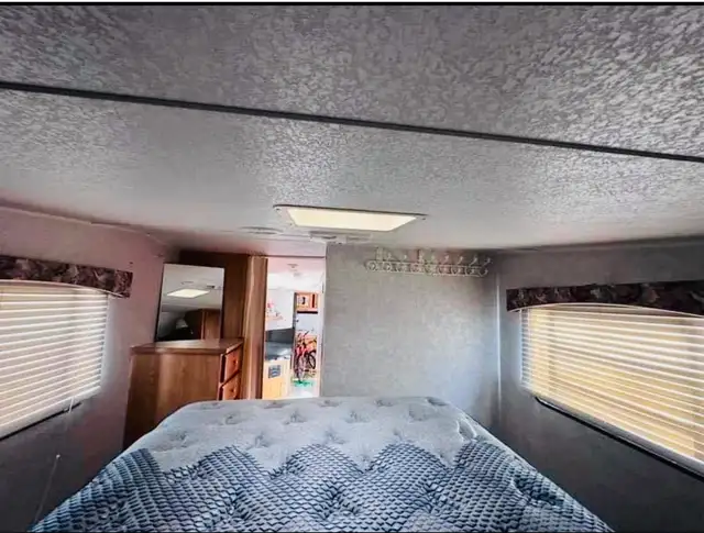 For Sale: “Trailer in a lot “ in Ontario in Canada - Image 11