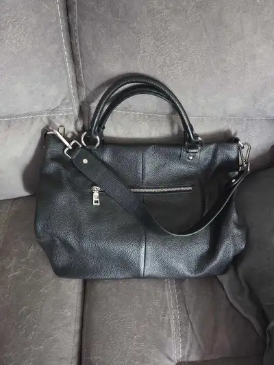 Women's purses , View more