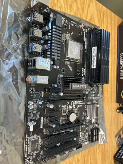 Combo AM3+ motherboard, cpu, ram, carte graphique, carte audio, View more