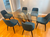 Glass Dining Room Table and 6 chairs