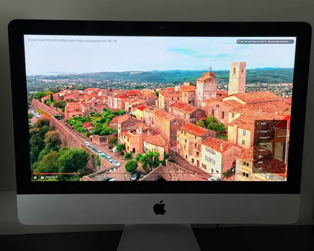 Apple iMac 21.5” (iMac14,4) – 1.4GHz Intel Core i5 / 8GB RAM / 5 in Desktop Computers in Regina - Image 5