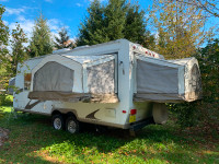 2009 Rockwood Roo hybrid camper