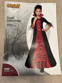 Royal Vampiress Deluxe Halloween Costume kids size 12-14