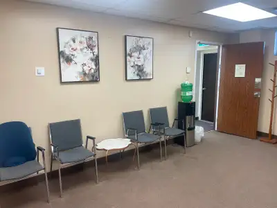 Shared professional office space for rent in this well-established multidisciplinary clinic. Ideal f...