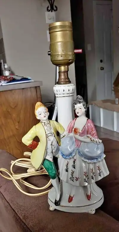 2 Vintage colonial couple table lamp - "Made in OCCUPIED Japan"., View more